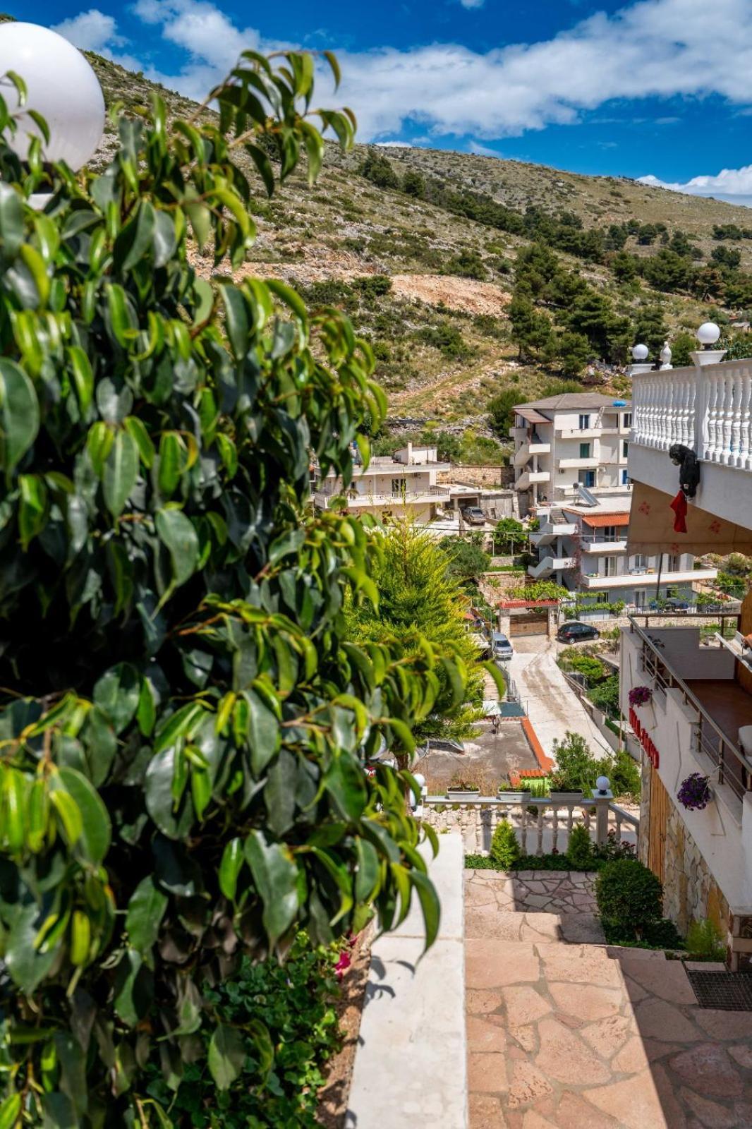 Vila Basho Saranda Extérieur photo