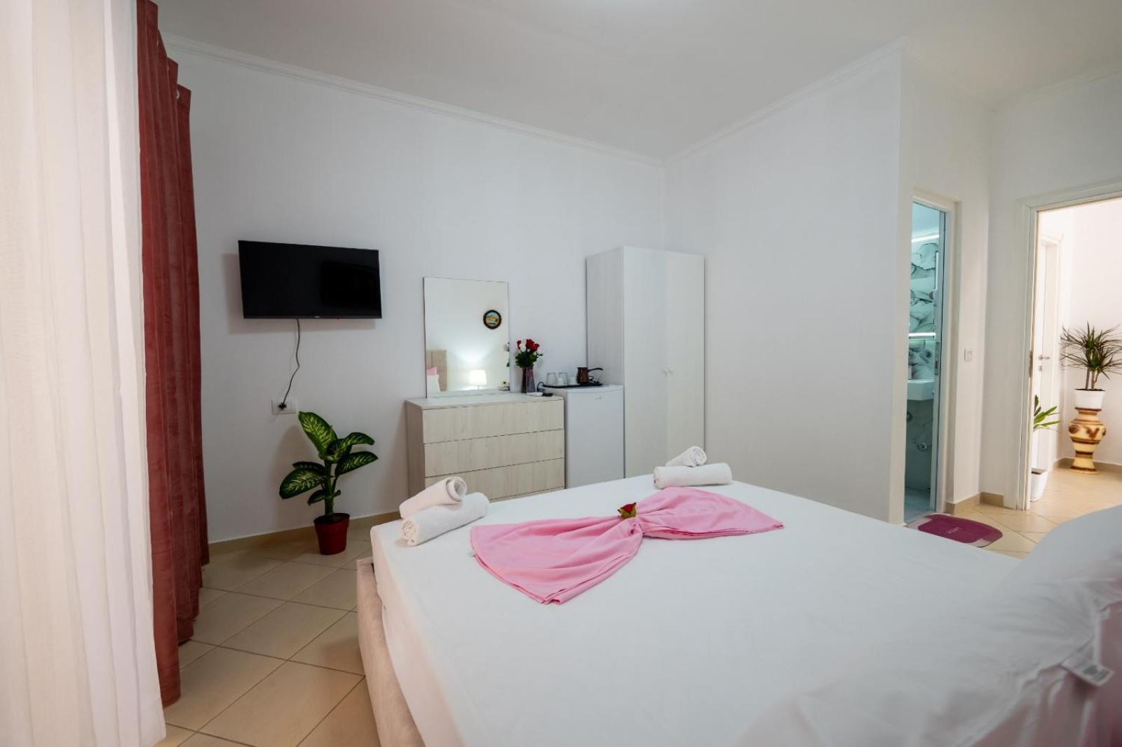 Vila Basho Saranda Extérieur photo